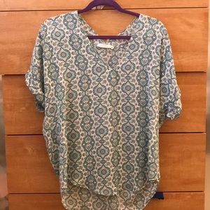 Patterned turquoise blouse